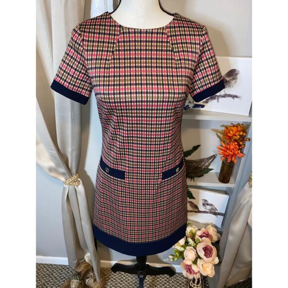 Tommy Hilfiger Women’s Shift Dress Size 2 Plaid Short Sleeve Faux Pocket Detail